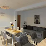 Stou Stefani Ferienhaus *