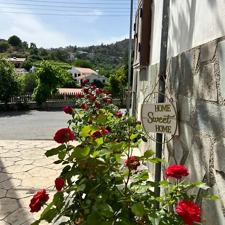 στου στεφανή Nyaraló