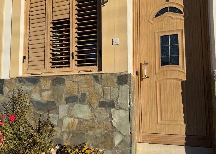 Stou Stefani * Agros